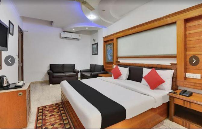 Tjs Royal Hotel Delhi  Exterior foto